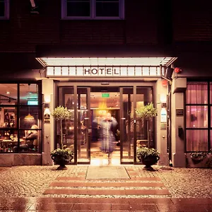 4* Szálloda Western Noble House