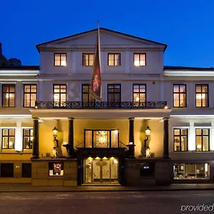 4* Szálloda Mayfair Tunneln
